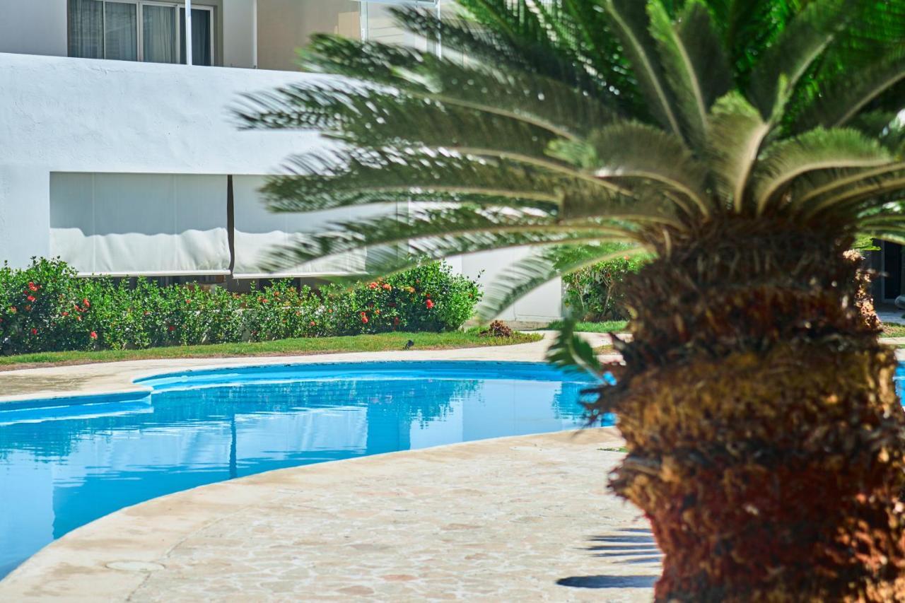 Las Terrazas Condo Punta Cana Beach - Los Corales Village Exterior photo